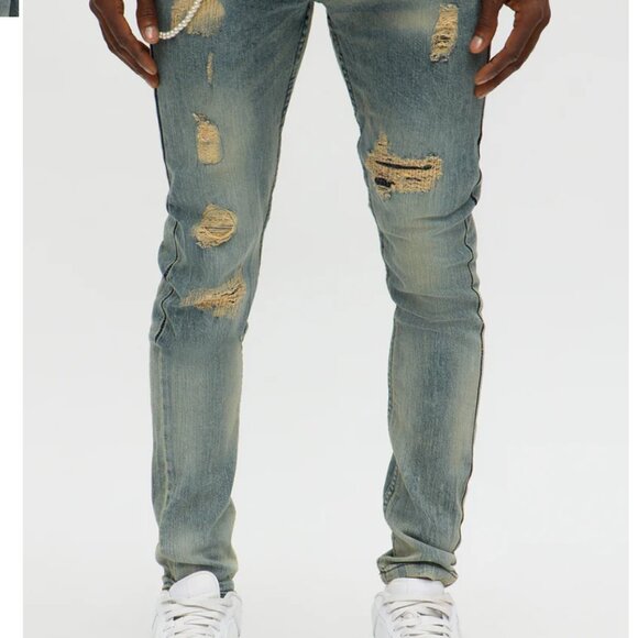 Jeans - Picture 1 of 3